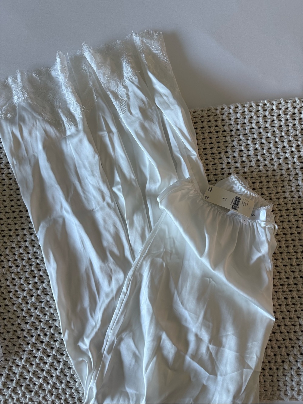 Cream Lace-Trim Wide Leg Pants - Picture 5 of 8